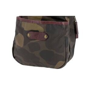 NEW TOM BECKBE men's shell bag in classic camo